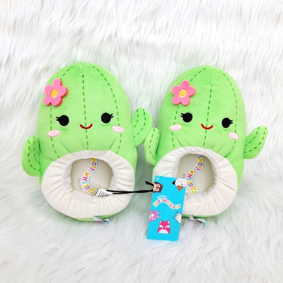 Squishmallows Other - Squishmallows Maritza the cactus plush slippers.